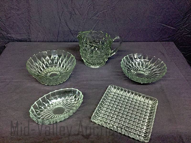 lot 278 image: 7 glass pieces