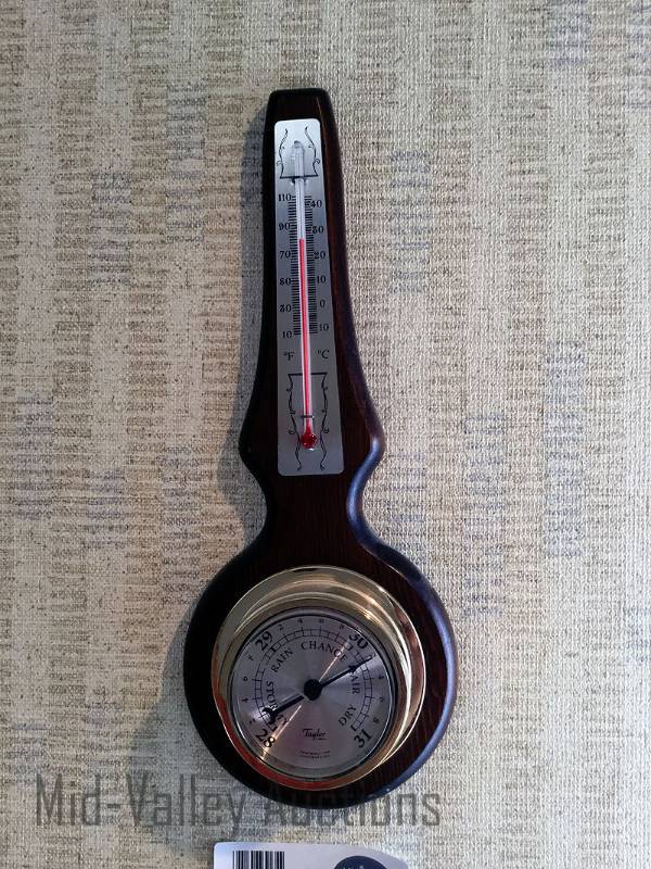 lot 45 image: Wall thermometer & humidity gage