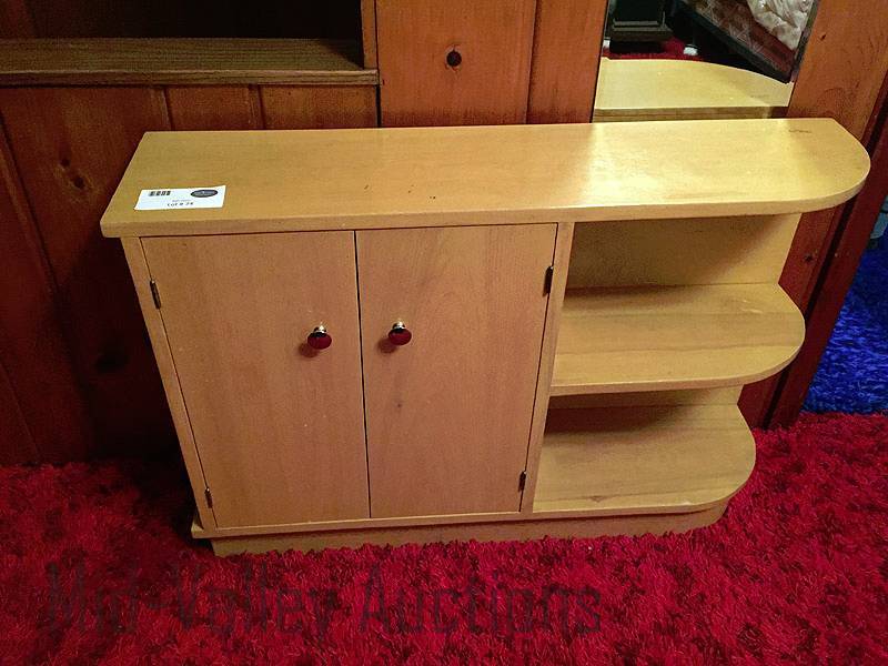 lot 74 image: Wall cabinet