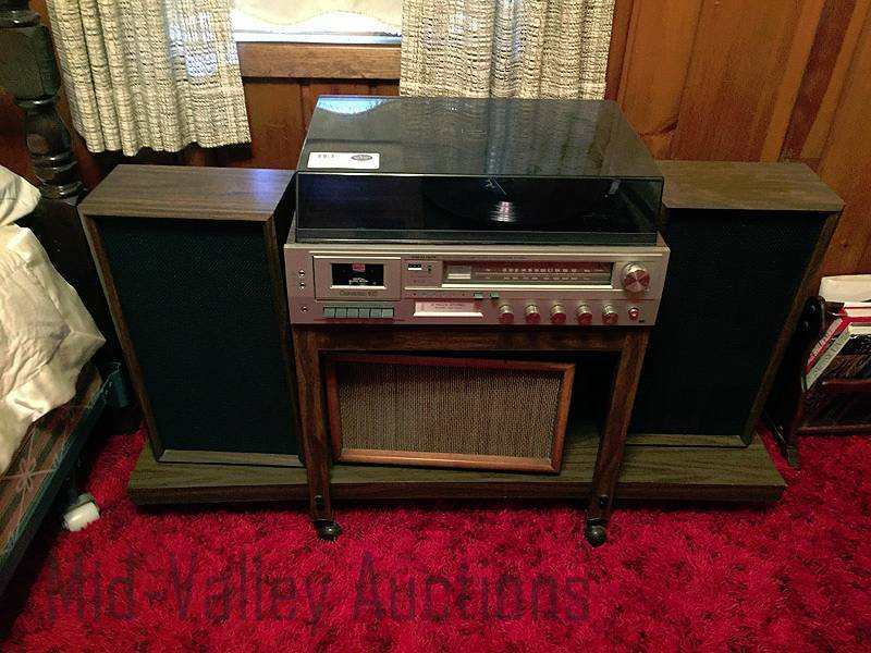lot 75 image: StereoLP player with stand