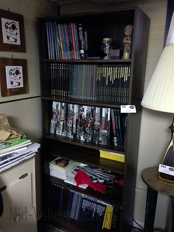 lot 98 image: Bookshelf