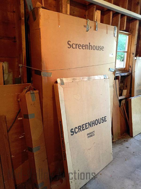 lot 116 image: Screenhouse