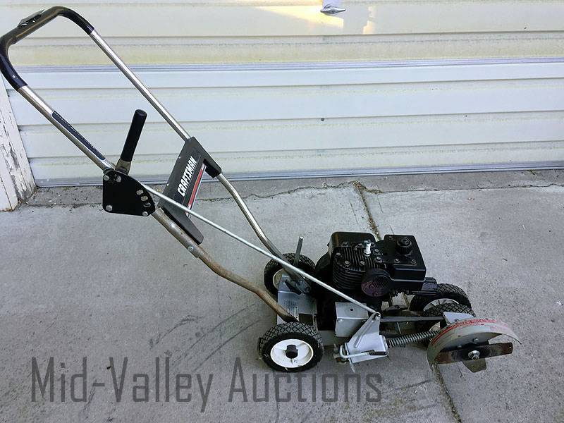 lot 128 image: Craftsman EdgerTrimmer