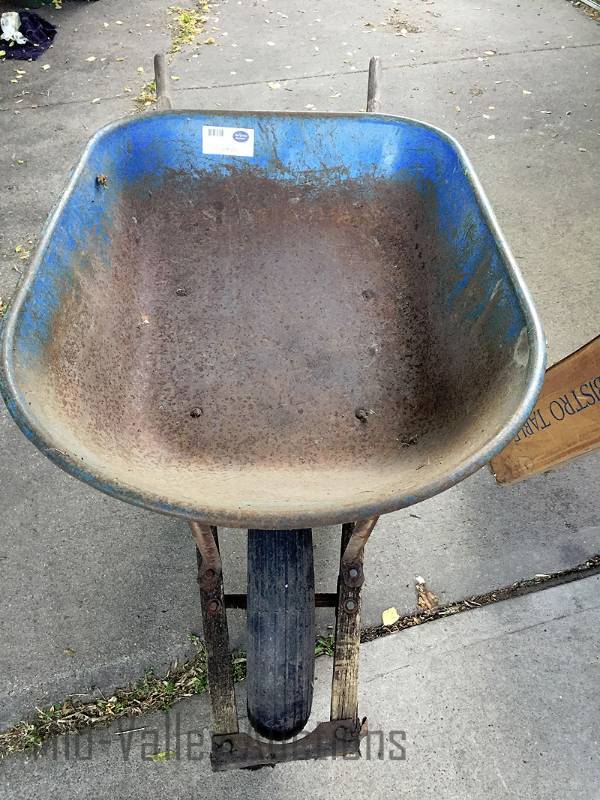 lot 132 image: Wheelbarrow