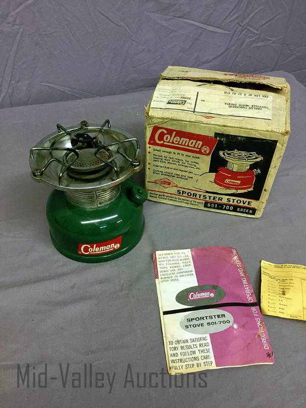 lot 162 image: Coleman Sportster Stove