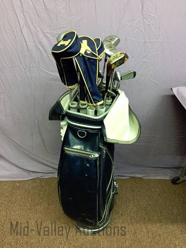 lot 186 image: Golf bag with full set of clubs
