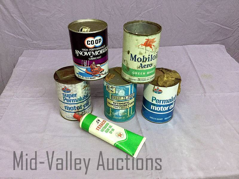 lot 214 image: Oil Cans