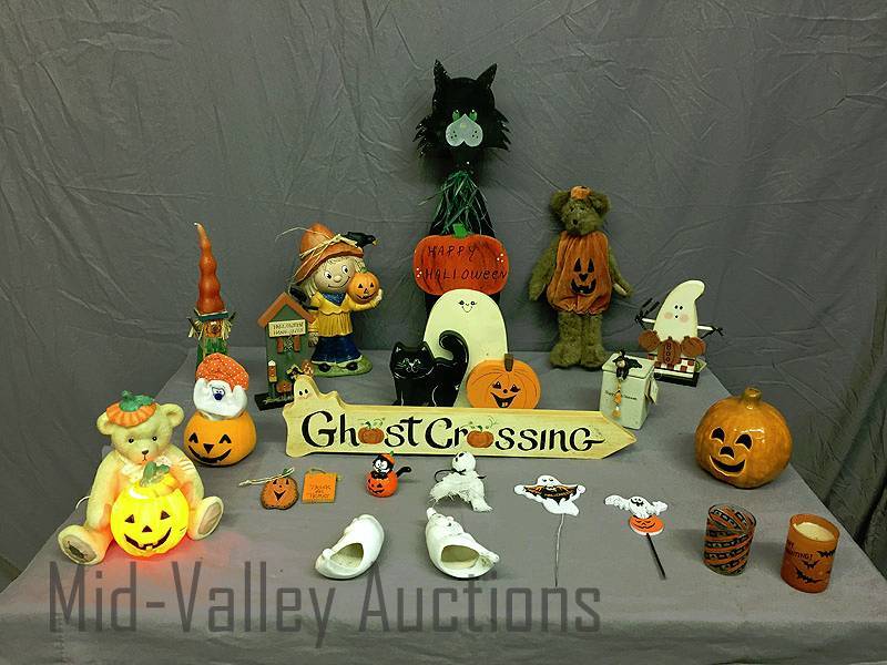 lot 253 image: Halloween 2