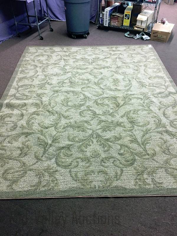 lot 270 image: 8X10 Area Rug