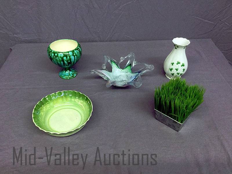 lot 277 image: Green lot