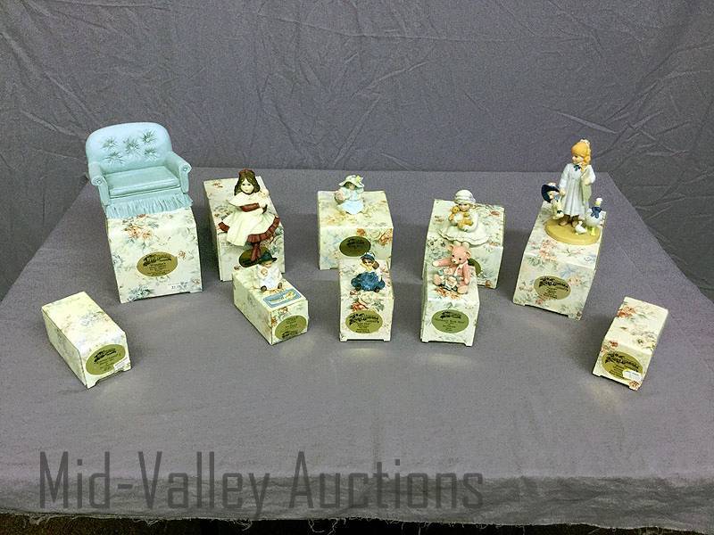 lot 284 image: Jan Hagar Collectibles