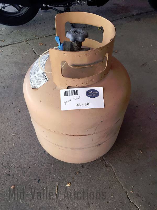 lot 340 image: Propane tank