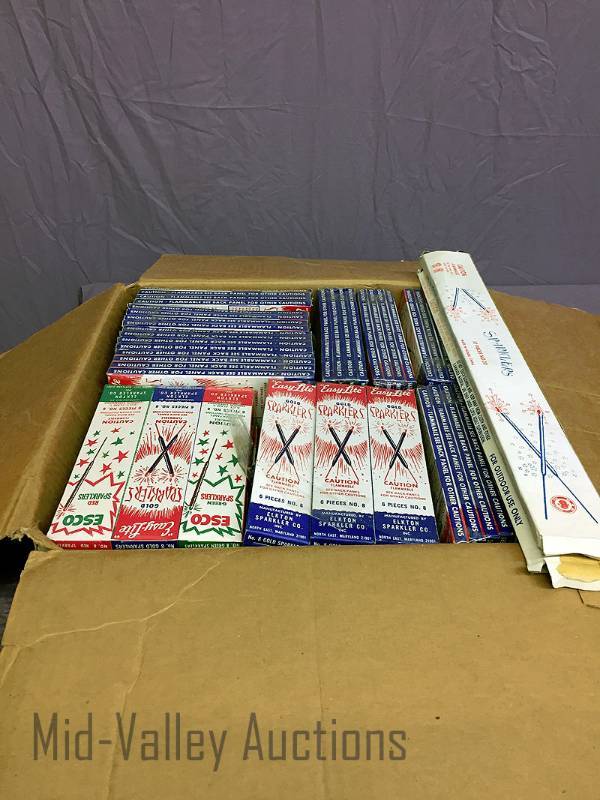 lot 358 image: Case Easy-Lite Sparklers