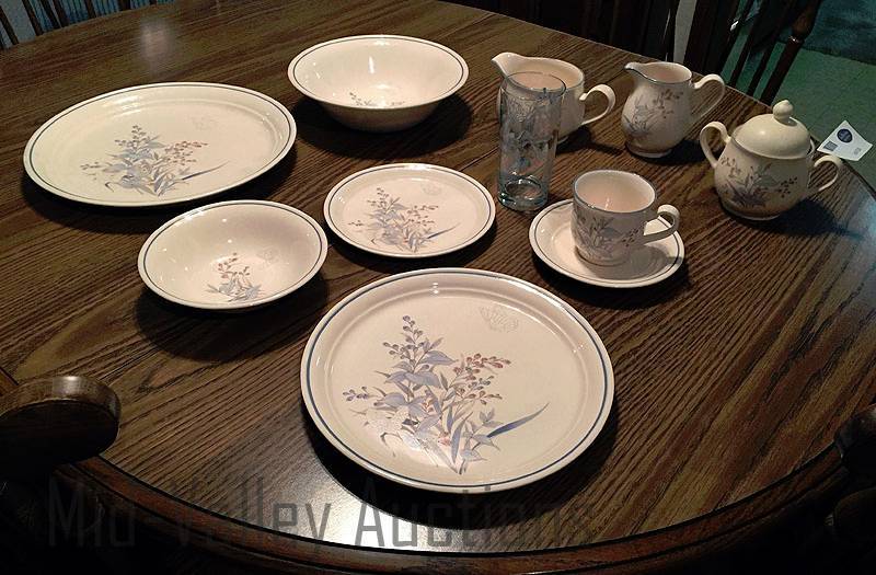 lot 324 image: Ireland -  Keltcraft by Noritake China - 9109 Kilkee