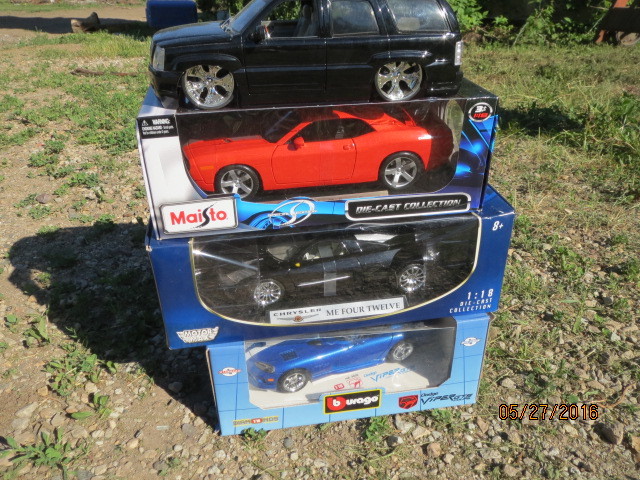118 Scale Cars