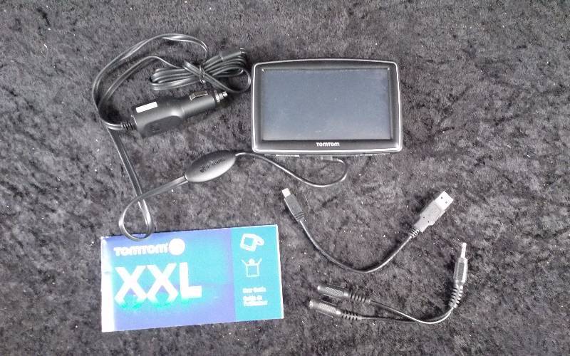 lot 50 image: TOMTOM XXl GPS