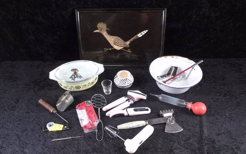 lot 52 image: Lot - Vintage Kitchen Utensils, Enamelware, Skeleton Keys, Pyrex, Misc