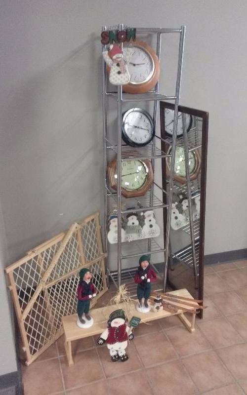 lot 65 image: Lot - Metal Shelf, Mirror, Gate, Christmas Deco, Clocks