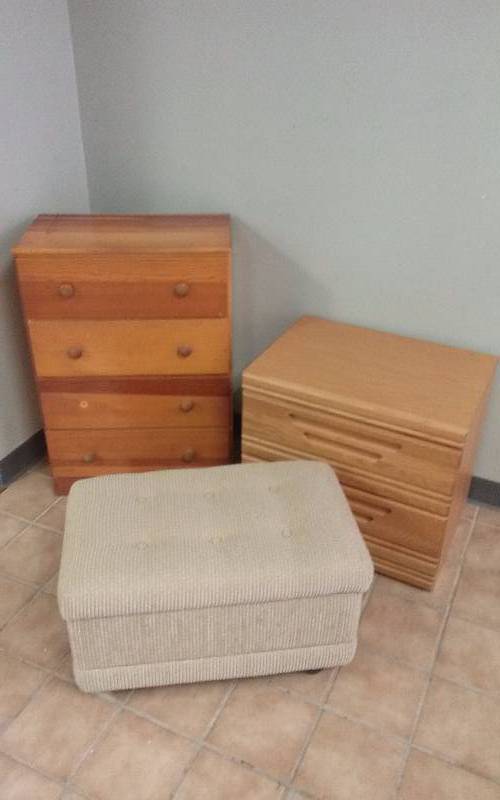 lot 78 image: Small Dresser, Rolling Ottoman, 2 Drawer Stand