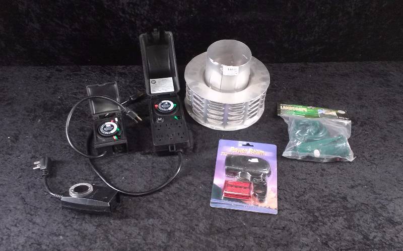 lot 90 image: Lot - Outdoor Timers, etc