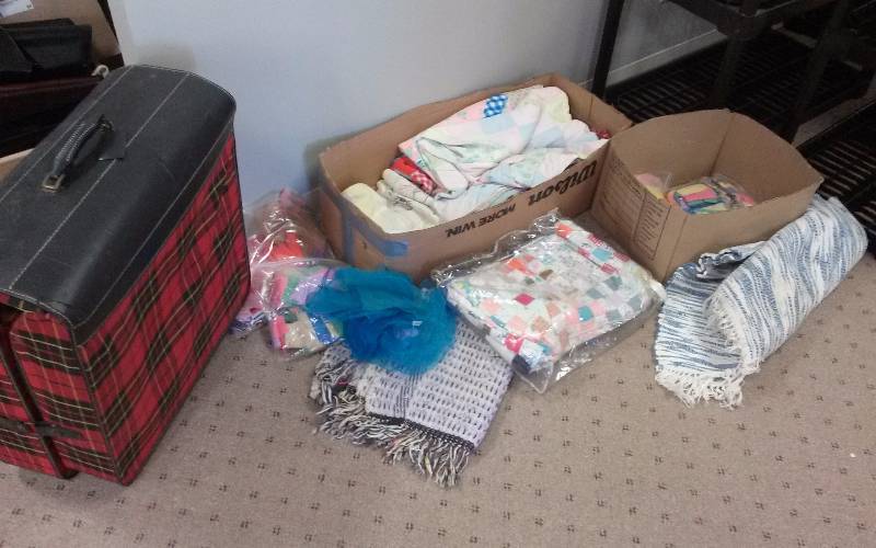 lot 95 image: Lot - Vintage Quilts & Quilting Squares, Rugs, etc