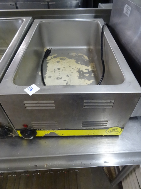 lot 116 image: Full Size Electric Steamer Basin