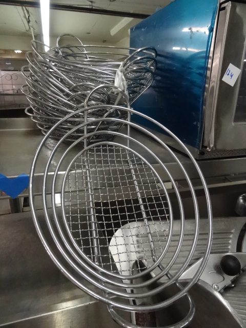 lot 125 image: Metal Serving Baskets. Qty 9