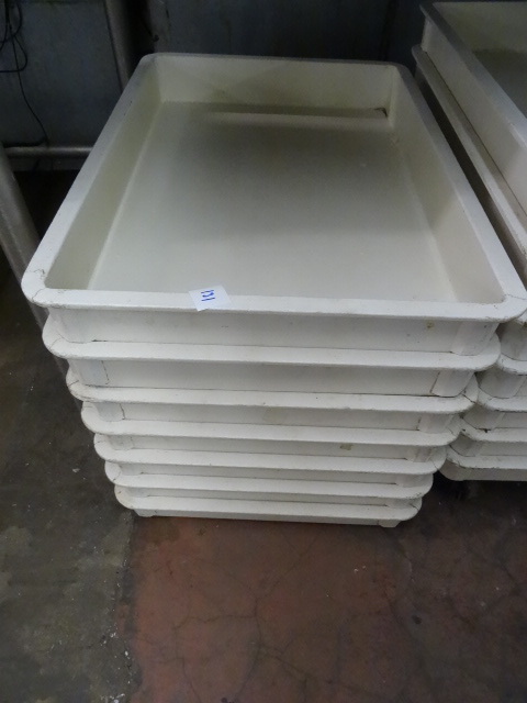 lot 131 image: 7 Dough Trays