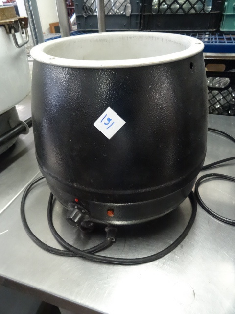 lot 151 image: Electric Soup Kettle