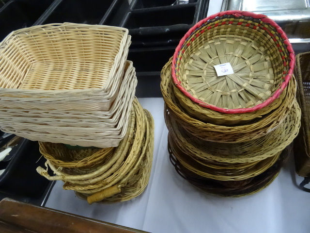 lot 168 image: Misc Wicker Baskets and Trays