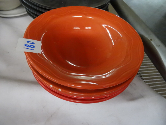 lot 180 image: 4 Syracuse Bowls 8
