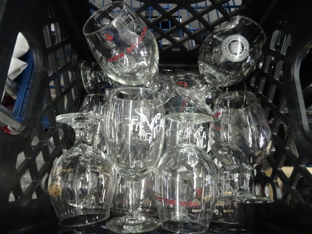 lot 208 image: Misc Beer Glasses