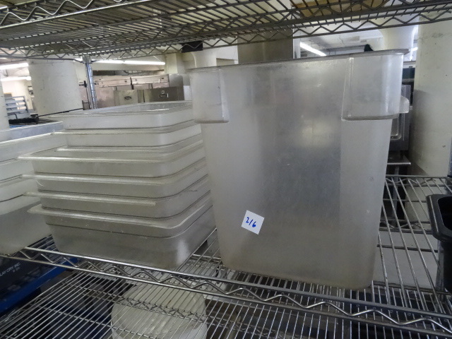 lot 216 image: Misc Plastic Prep Containers