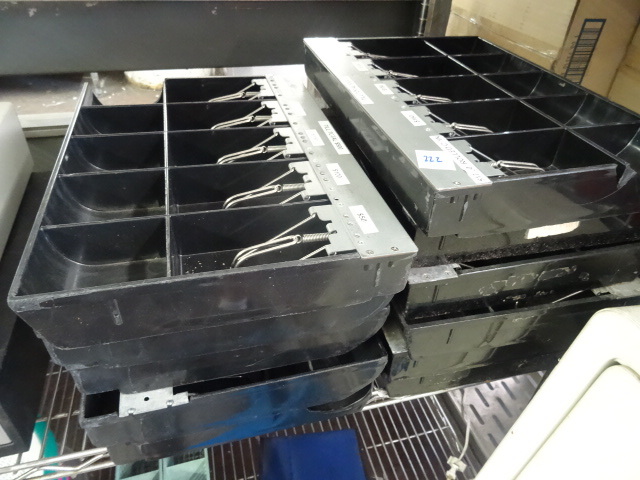 lot 222 image: 11 Cash Drawer Inserts