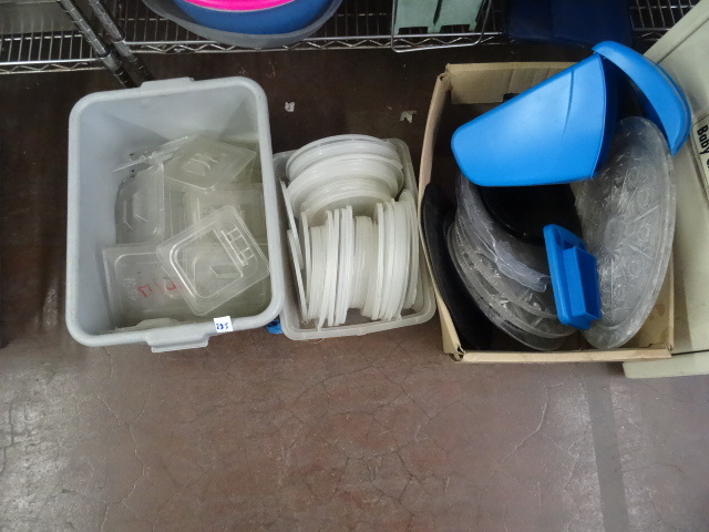 lot 225 image: Misc Lids and Trays