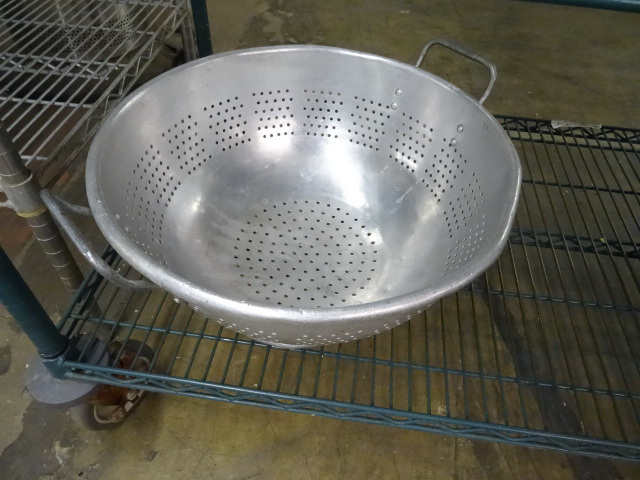 lot 243 image: Large Aluminum Strainer