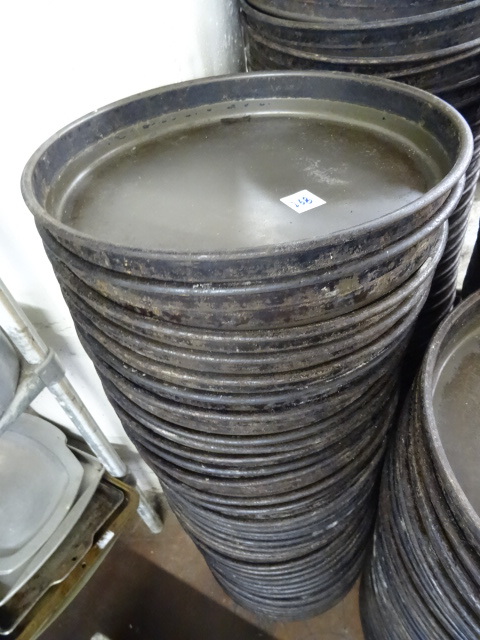 lot 268 image: 15 Deep Dish Pizza Pans Qty 36