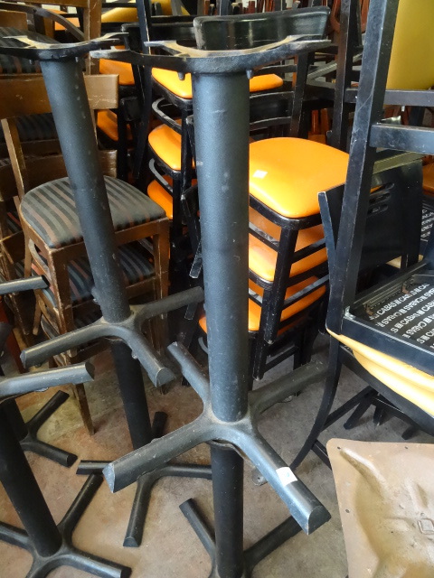 lot 320 image: 8 Metal Framed Table Bases 28