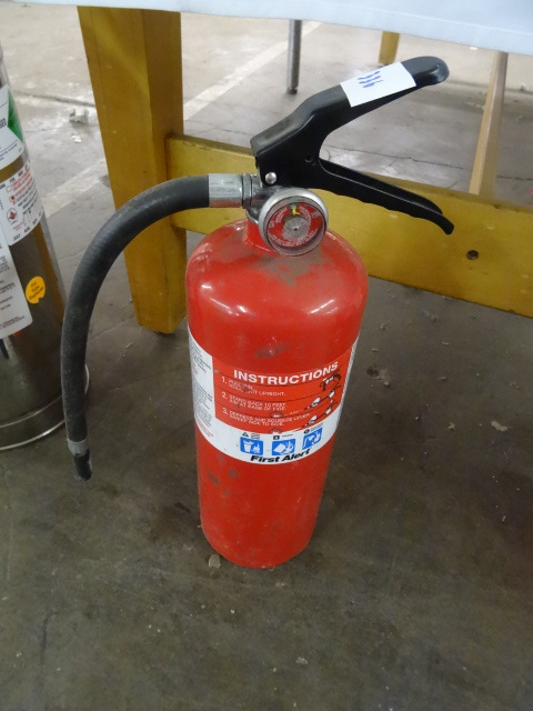 lot 336 image: First Alert Charger Fire Extinguisher