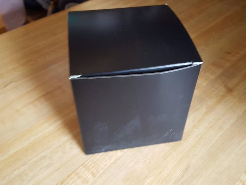 lot 38 image: Box Of 100 Black Gift Boxes 4x4x4