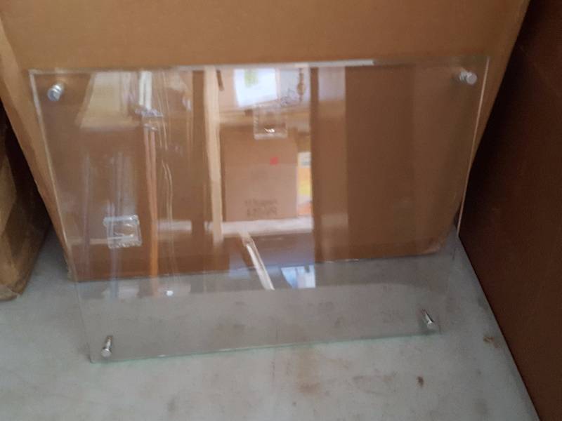lot 40 image: 18-2 Piece Acrylic 8x10 Store Fiixture SignsFrames (Can Be Hung Horizontal Of Vertical)