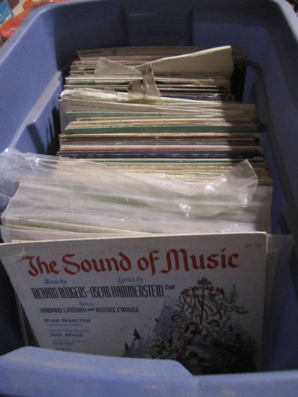 lot 68 image: Large tote filled with vinyl record...
