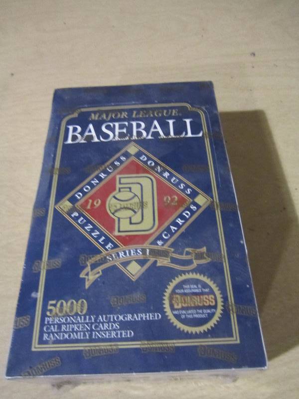 lot 118 image: Factory sealed 1992 Donruss basebal...