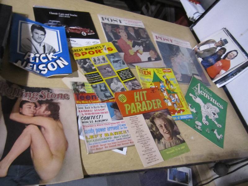 lot 176 image: Lot of vintage magazines...
