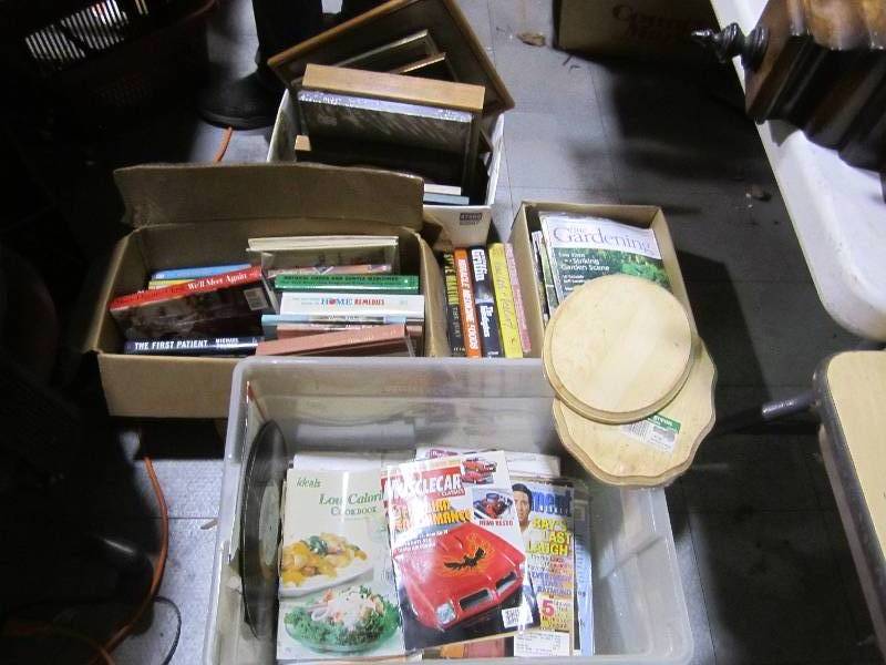 lot 177 image: Lot of books, magazines and picture...