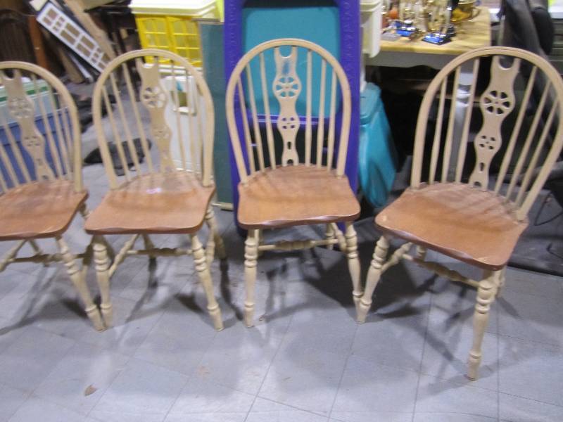 lot 262 image: 4 chairs...