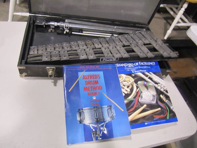 lot 266 image: Ross Xylophone in case with stand...