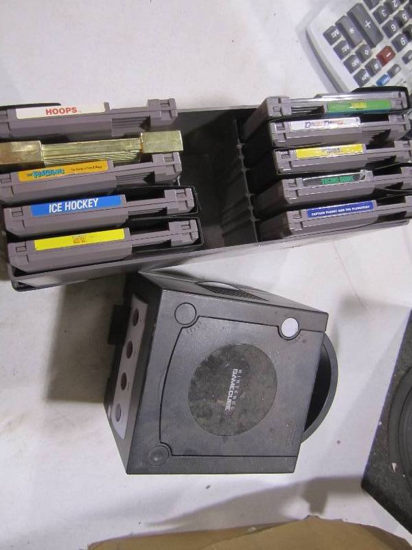 lot 285 image: Nintendo game cube and older Ninten...