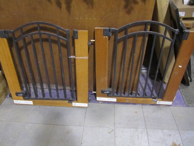 lot 287 image: 2 Wood frame baby gates...