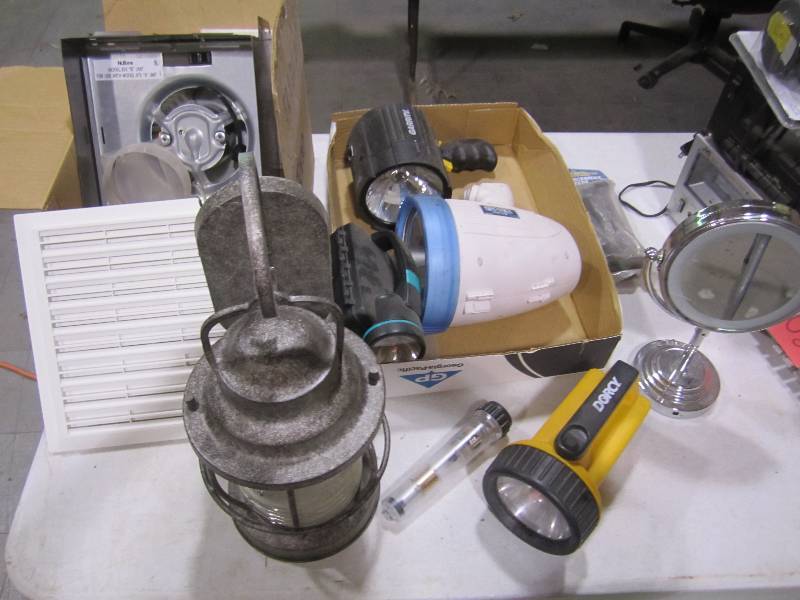 lot 306 image: Lot of flashlights, NuTone ventilat...